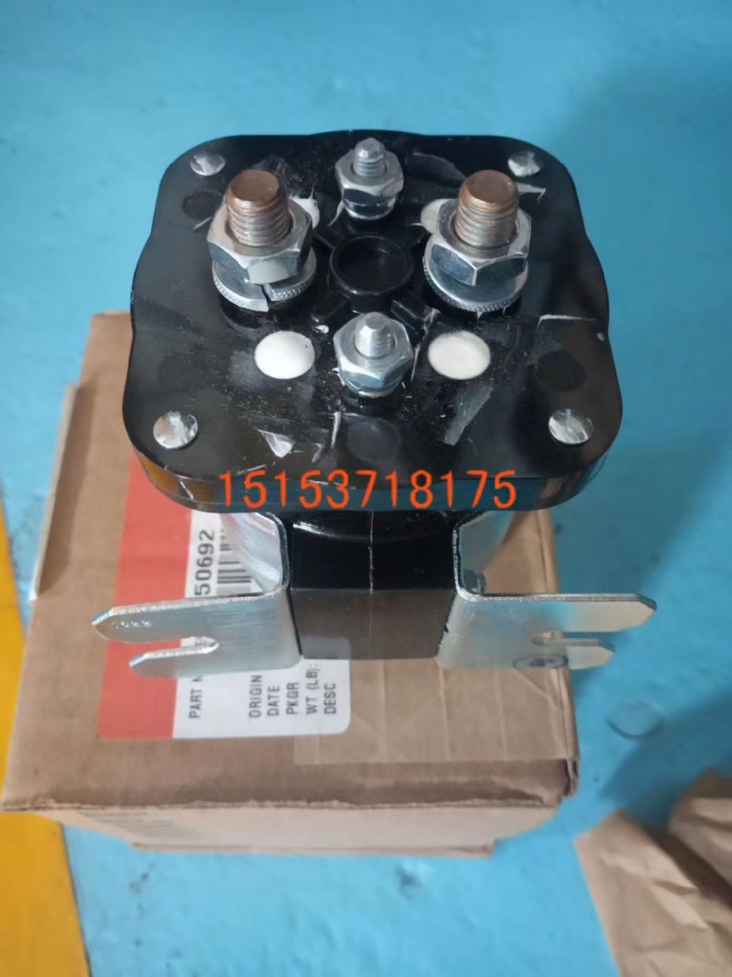 3050692 Магнитный переключатель для дизельного двигателя